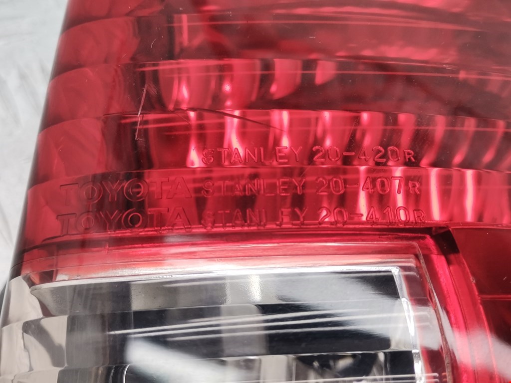 Фонарь задний правый TOYOTA Celica T230 1999-2006