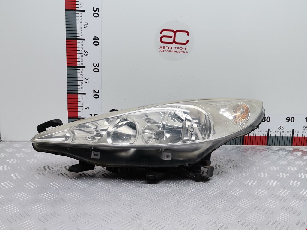 Фара левая PEUGEOT 207 2006-2015