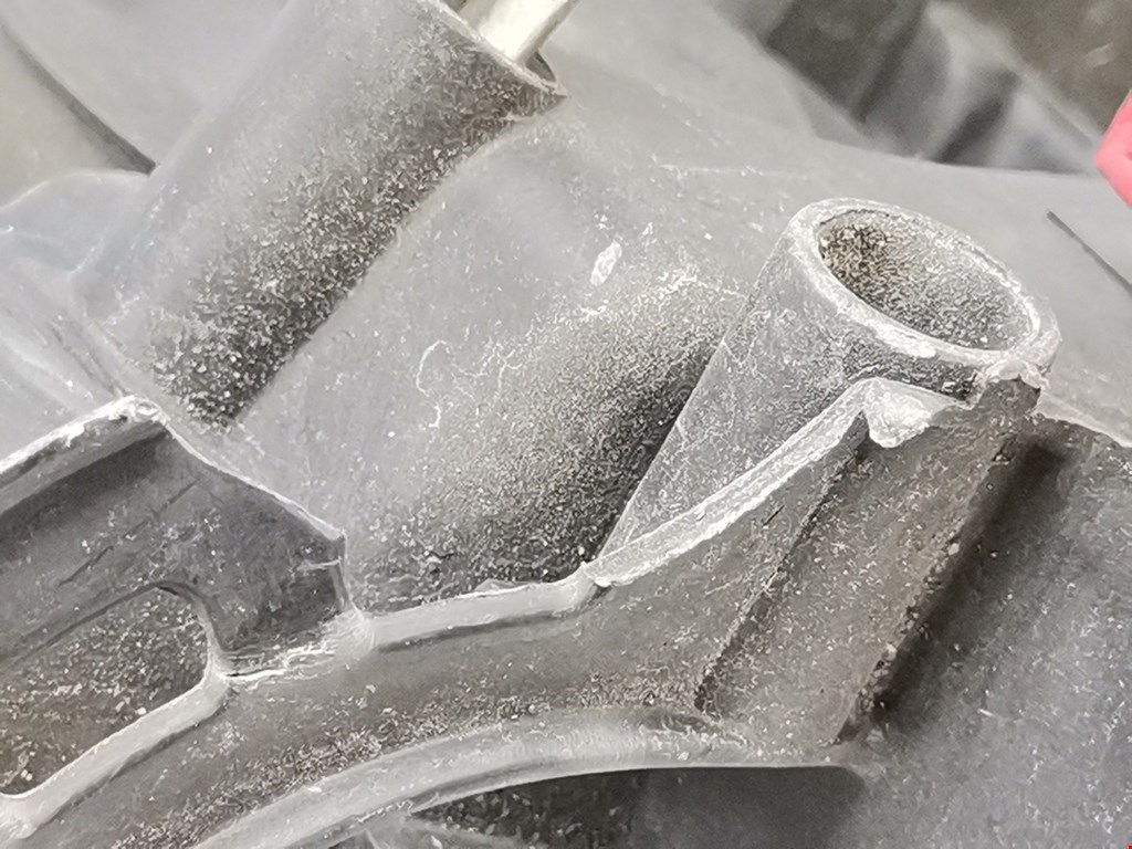 Фара левая PEUGEOT 207 2006-2015