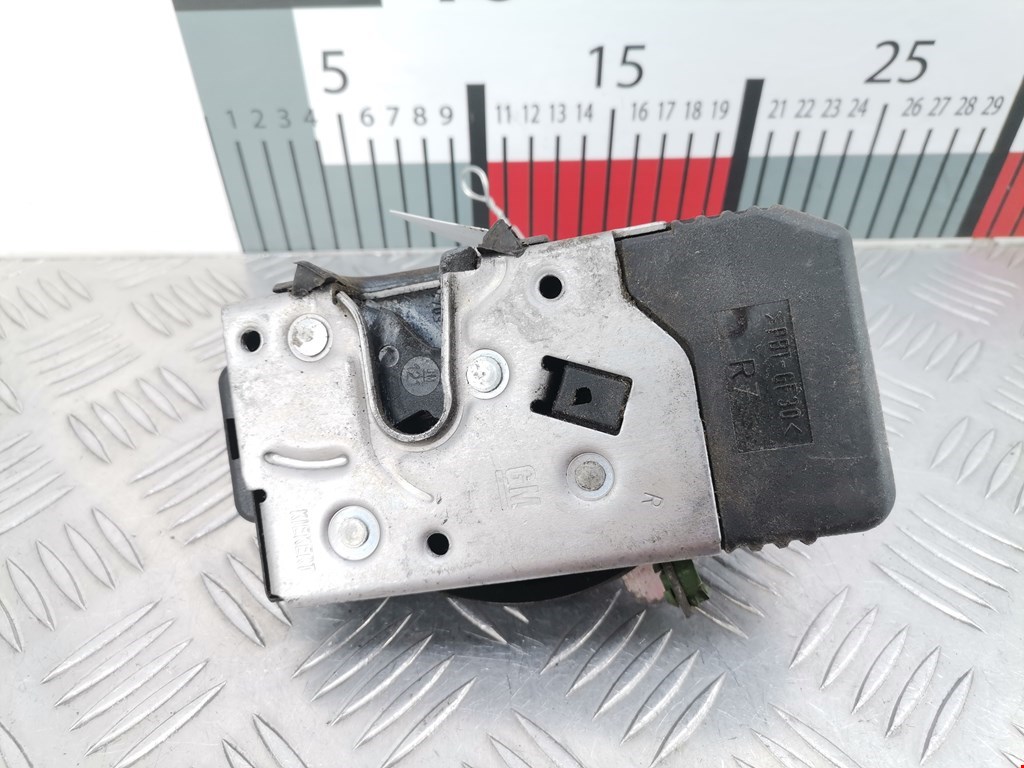 Замок двери передней правой OPEL Astra G 1998-2005