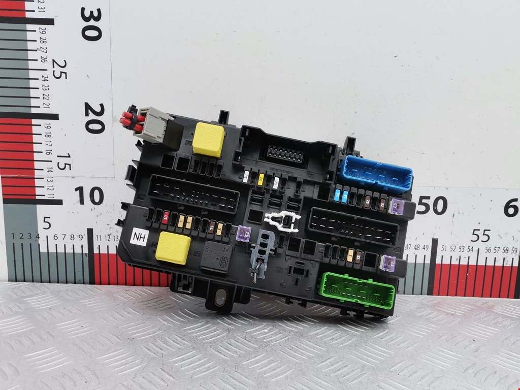 Датчик уровня в бачок омывателя OPEL Astra H/Family 2004-2015