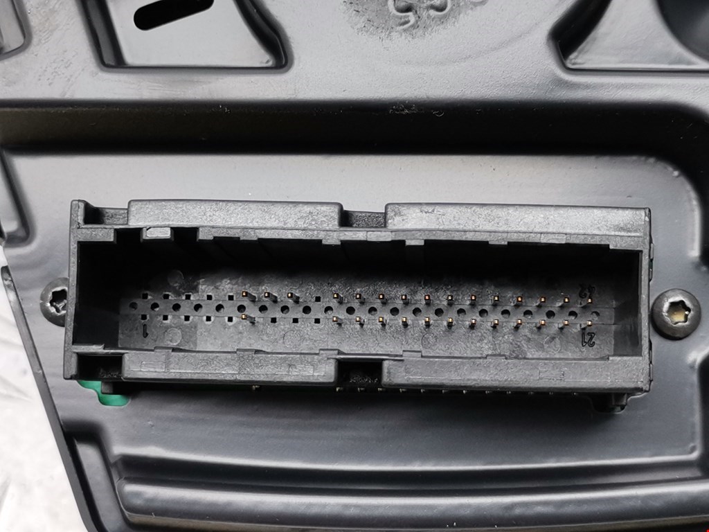 Панель приборов (щиток) OPEL Astra H/Family 2004-2015