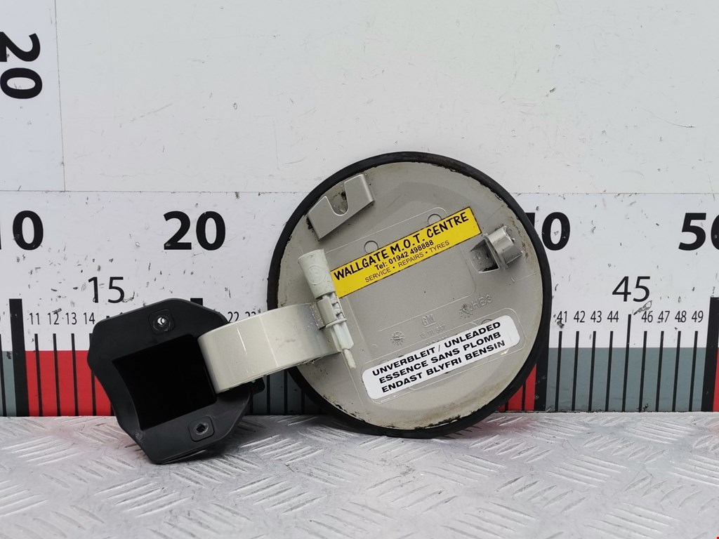 Лючок бензобака OPEL Astra H/Family 2004-2015