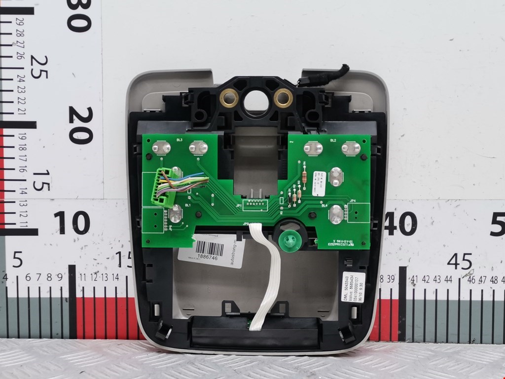 Плафон салонный (салона фонарь) VOLVO XC90 2002-2014