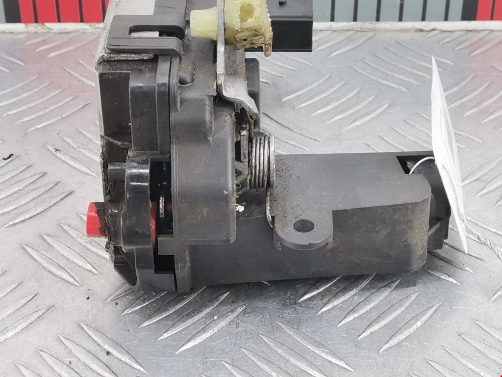 Замок двери задней правой OPEL Astra H/Family 2004-2015