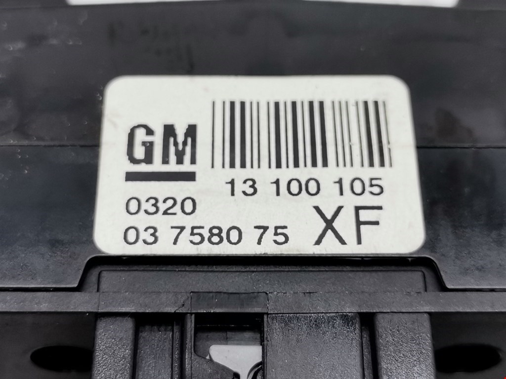 Кнопка аварийной сигнализации (аварийки) OPEL Astra H/Family 2004-2015