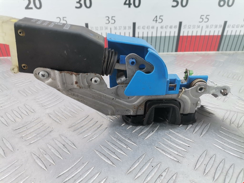 Замок двери передней правой OPEL Omega B 1994-2004