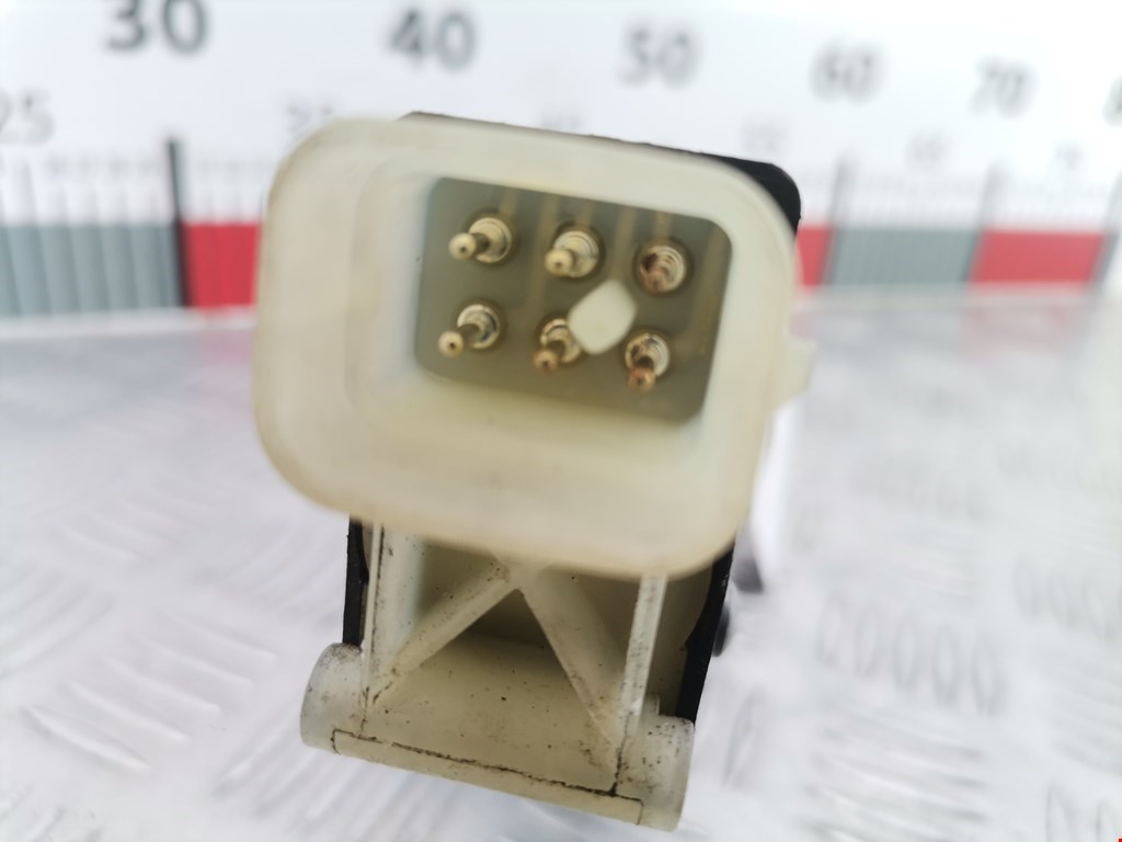 Замок двери передней правой OPEL Omega B 1994-2004