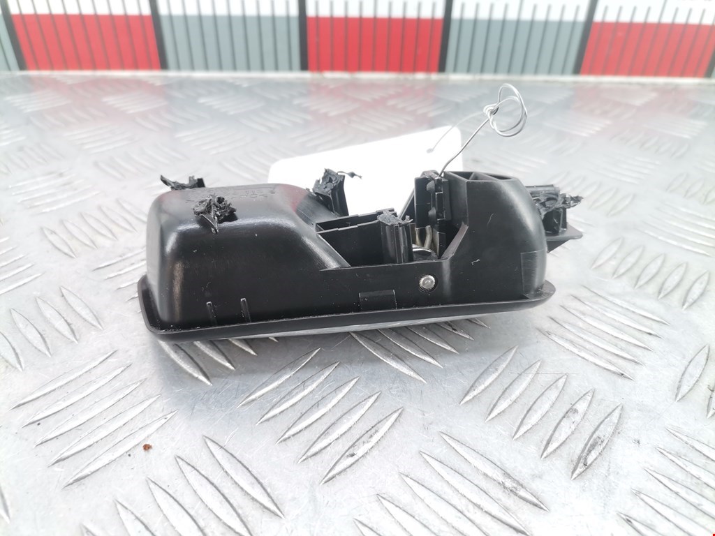 Ручка дверная задняя внутренняя левая VOLKSWAGEN Touran 2003-2010