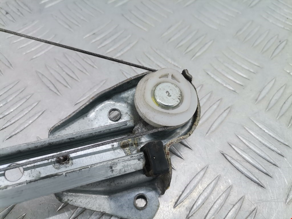 Стеклоподъемник задний правый OPEL Astra H/Family 2004-2015