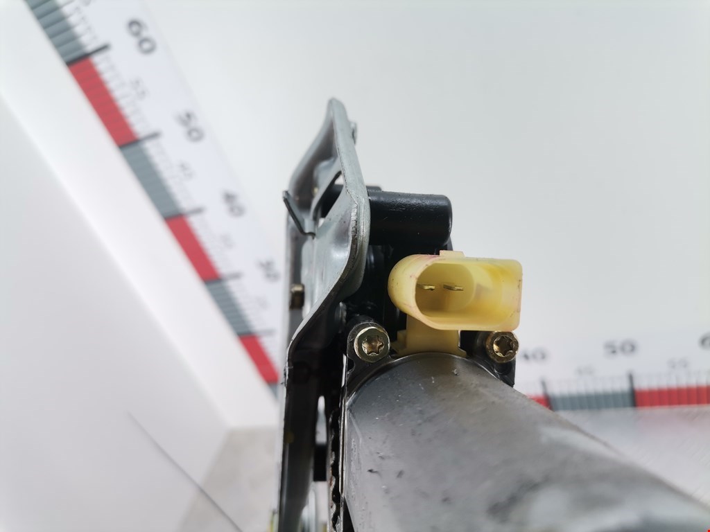 Стеклоподъемник передний левый FORD Cougar 1998-2002