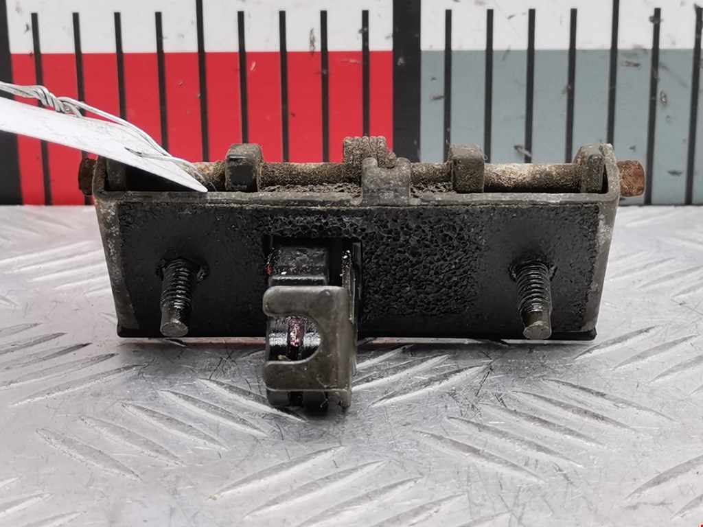 Ручка двери багажника наружная NISSAN X-Trail T30 2000-2007