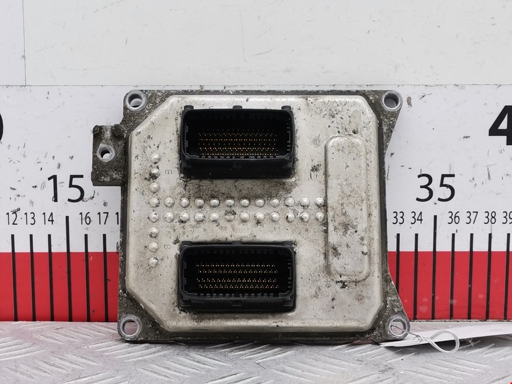 Блок управления двигателем Opel Astra H (2004-2014)