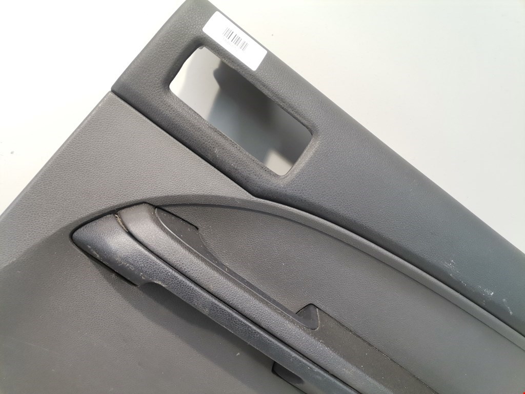 Обшивка двери задняя правая FORD C-MAX 2003-2010