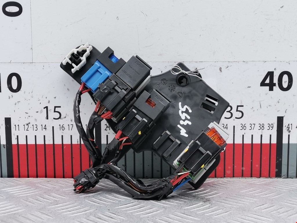 Датчик уровня в бачок омывателя OPEL Astra H/Family 2004-2015