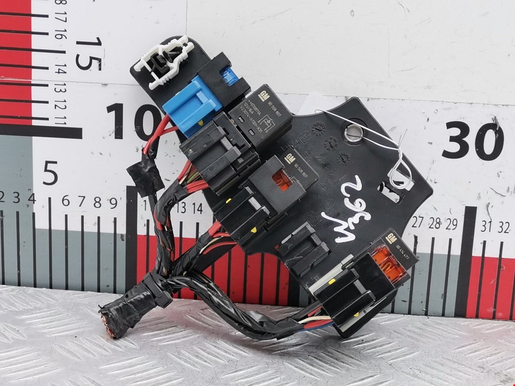 Датчик уровня в бачок омывателя OPEL Astra H/Family 2004-2015