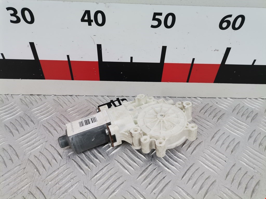 Моторчик (двигатель) стеклоподъемника SMART Forfour W454 2004-2006