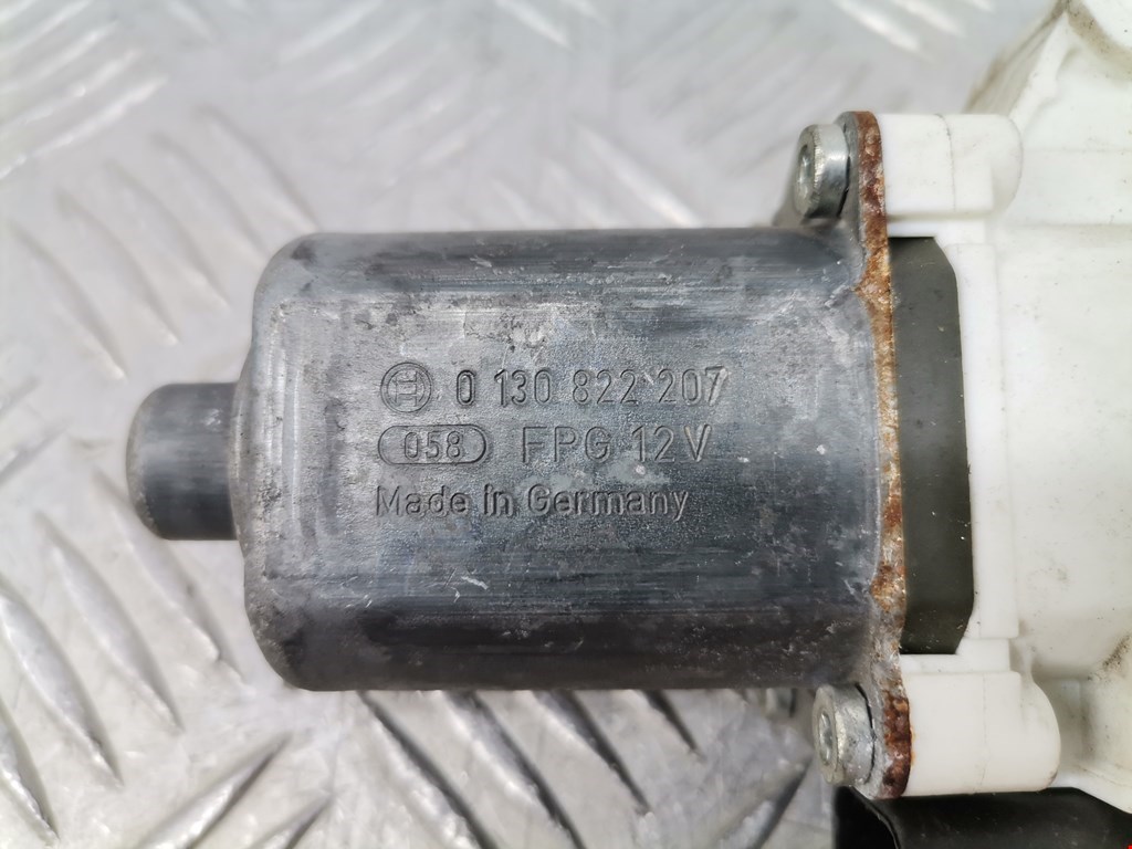 Моторчик (двигатель) стеклоподъемника SMART Forfour W454 2004-2006