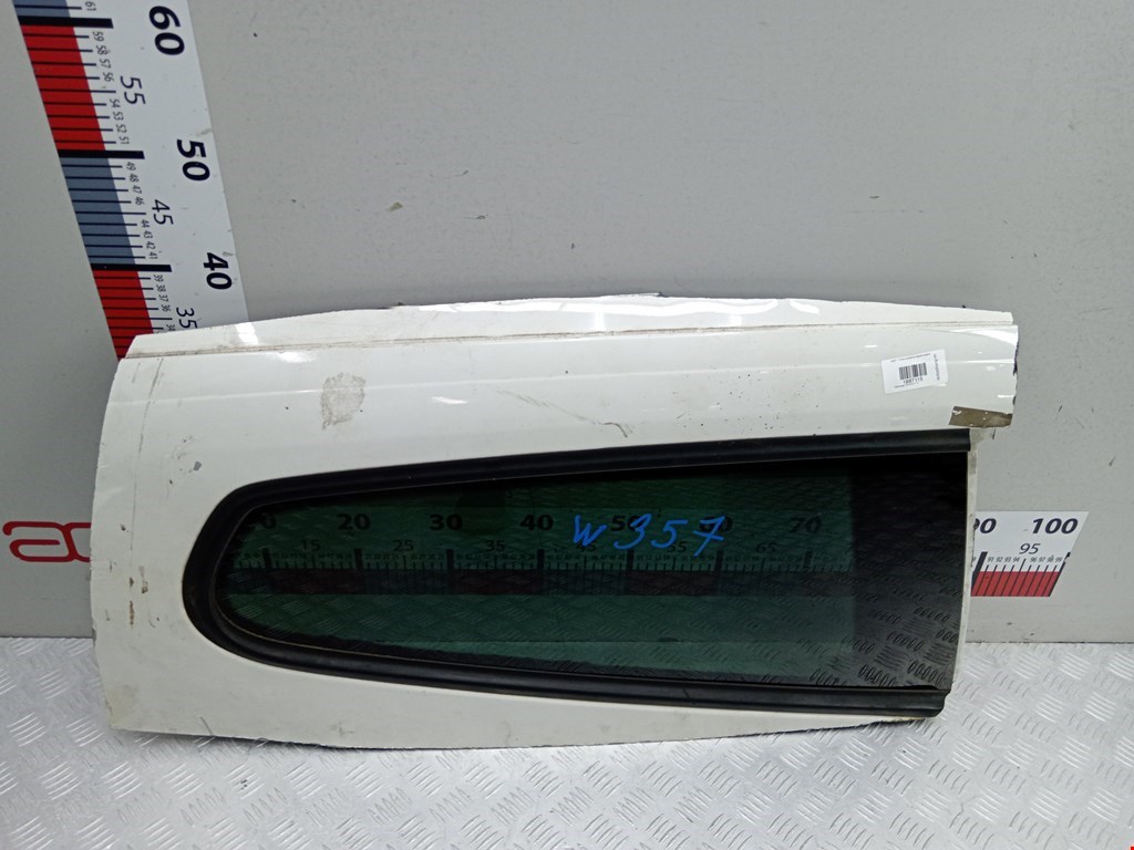 Стекло кузовное глухое правое VOLKSWAGEN Scirocco III 2008-2017