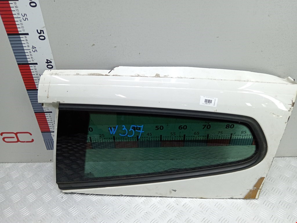 Стекло кузовное глухое левое VOLKSWAGEN Scirocco III 2008-2017