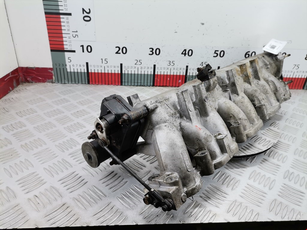 Коллектор впускной KIA Carnival II 2006-2014