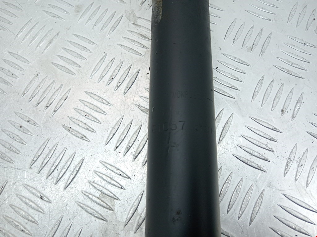 Амортизатор задний левый VOLKSWAGEN Passat B7 2011-2015