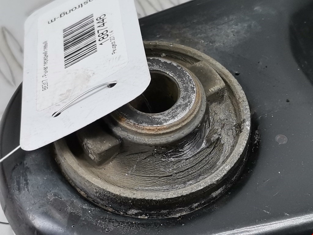 Рычаг передний правый PEUGEOT 207 2006-2015