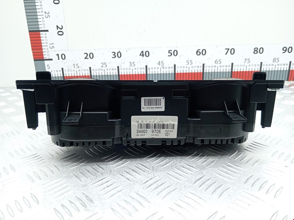 Панель приборов (щиток) VOLKSWAGEN Passat B7 2011-2015