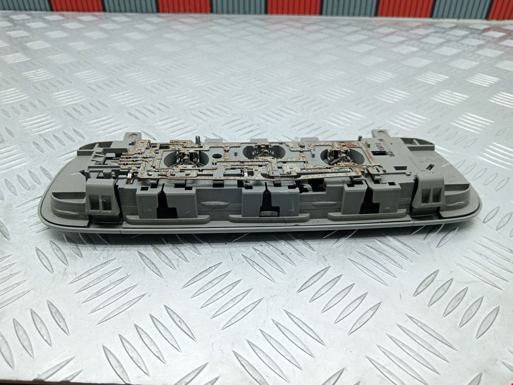 Плафон салонный (салона фонарь) VOLKSWAGEN Passat B7 2011-2015