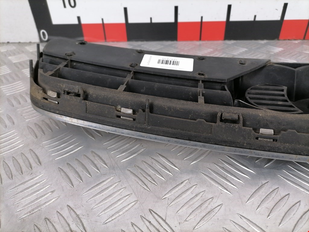 Решетка радиатора AUDI A3 8L 1996-2003