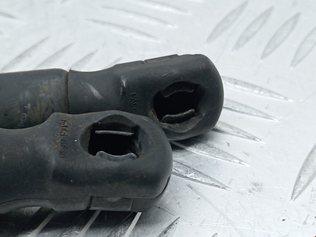 Амортизатор крышки (двери) багажника OPEL Corsa D 2006-2014