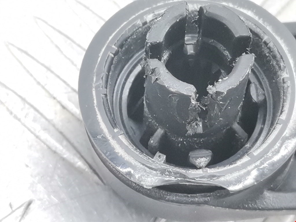 Ручка стеклоподъемника RENAULT Kangoo 2008-2021