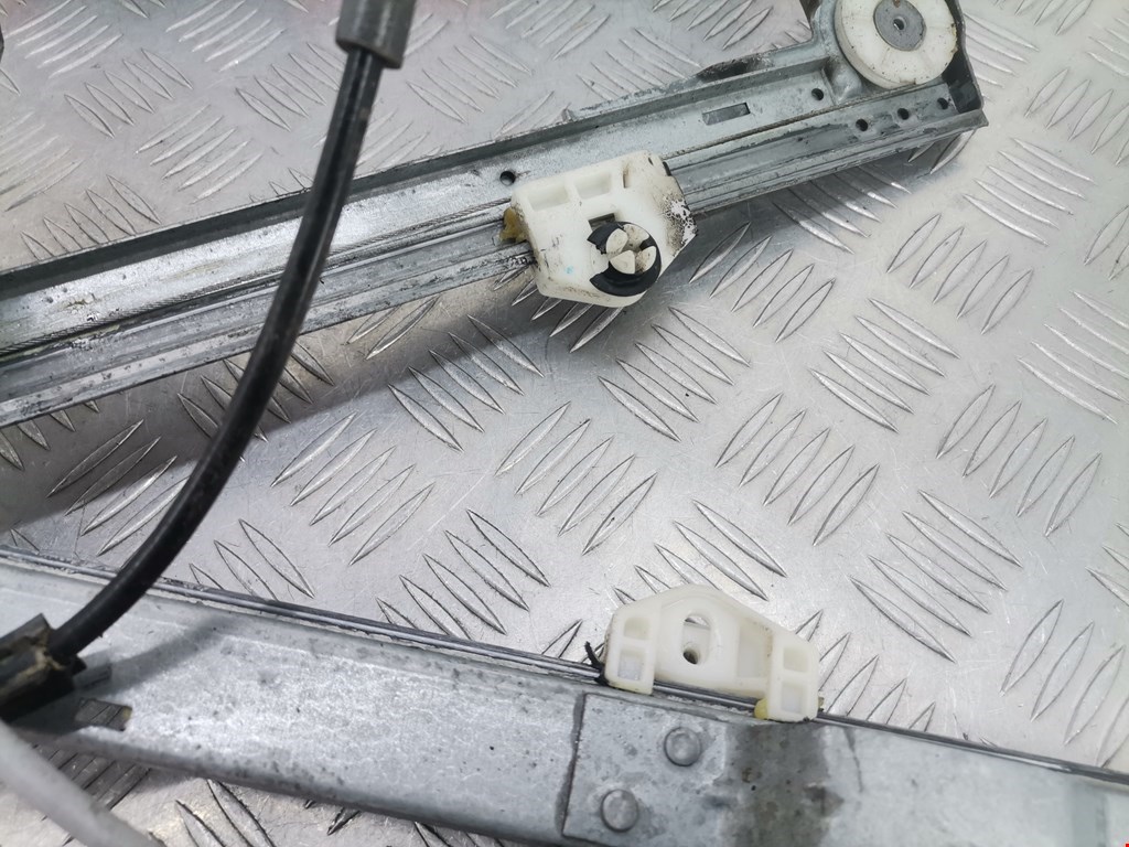 Стеклоподъемник передний правый RENAULT Kangoo 2008-2021