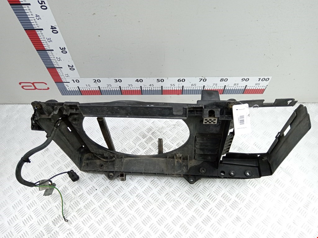 Диффузор (кожух) вентилятора CITROEN Xsara Picasso 1999-2012