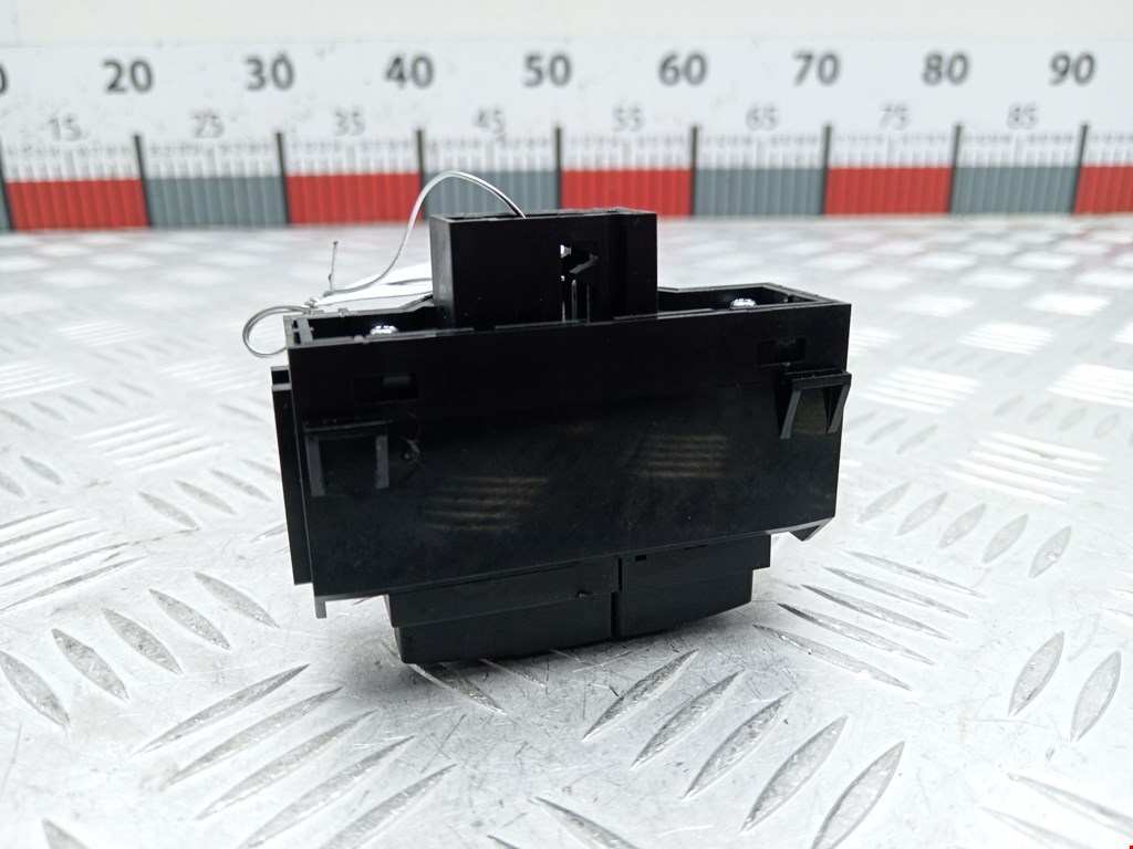 Кнопка аварийной сигнализации (аварийки) OPEL Corsa D 2006-2014