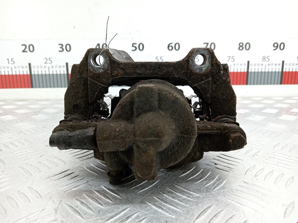 Суппорт передний правый OPEL Corsa D 2006-2014