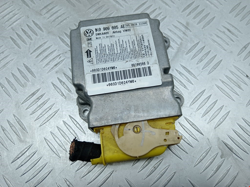 Блок управления Air Bag Volkswagen Scirocco 3 (2008-2023)