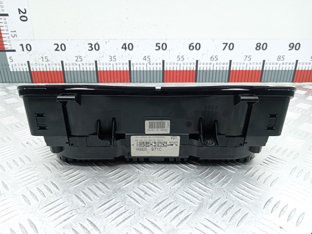 Панель приборов (щиток) VOLKSWAGEN Scirocco III 2008-2017