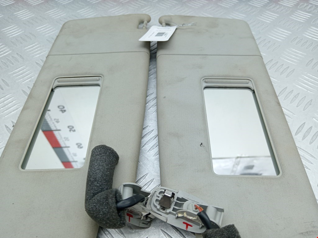 Козырек солнцезащитный VOLKSWAGEN Scirocco III 2008-2017