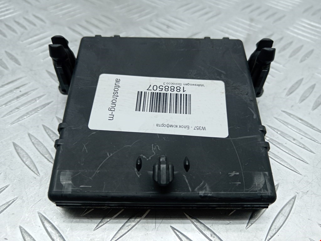 Блок комфорта VOLKSWAGEN Scirocco III 2008-2017