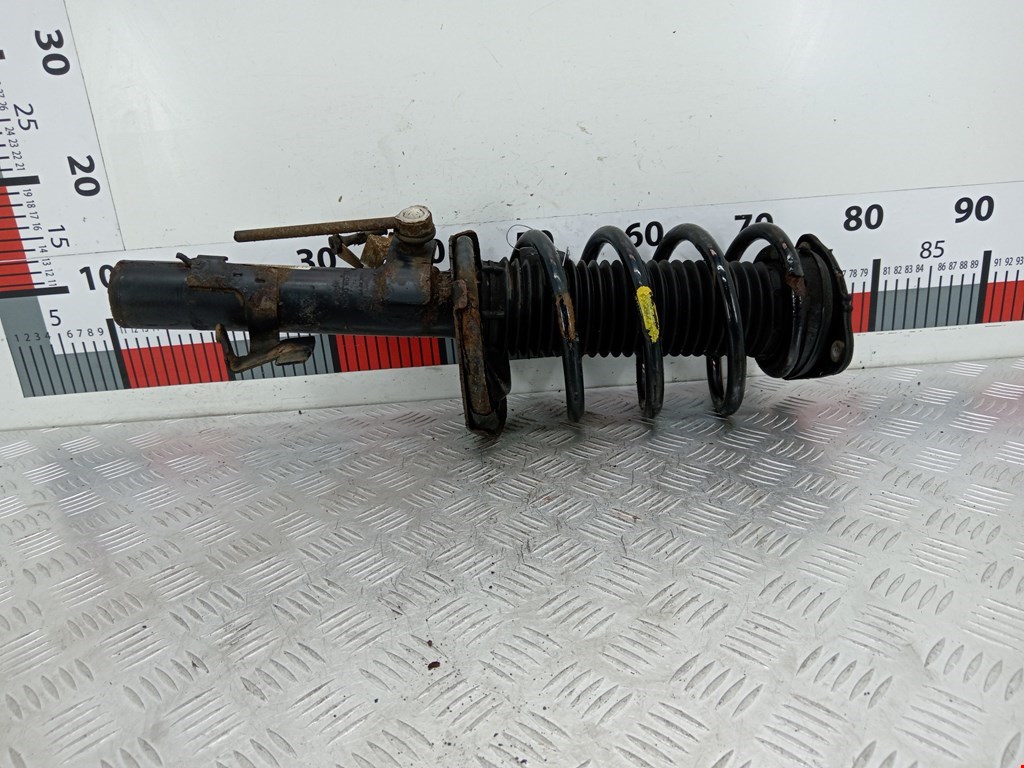 Стойка амортизатора переднего левого Ford Focus 2 (2004-2011)