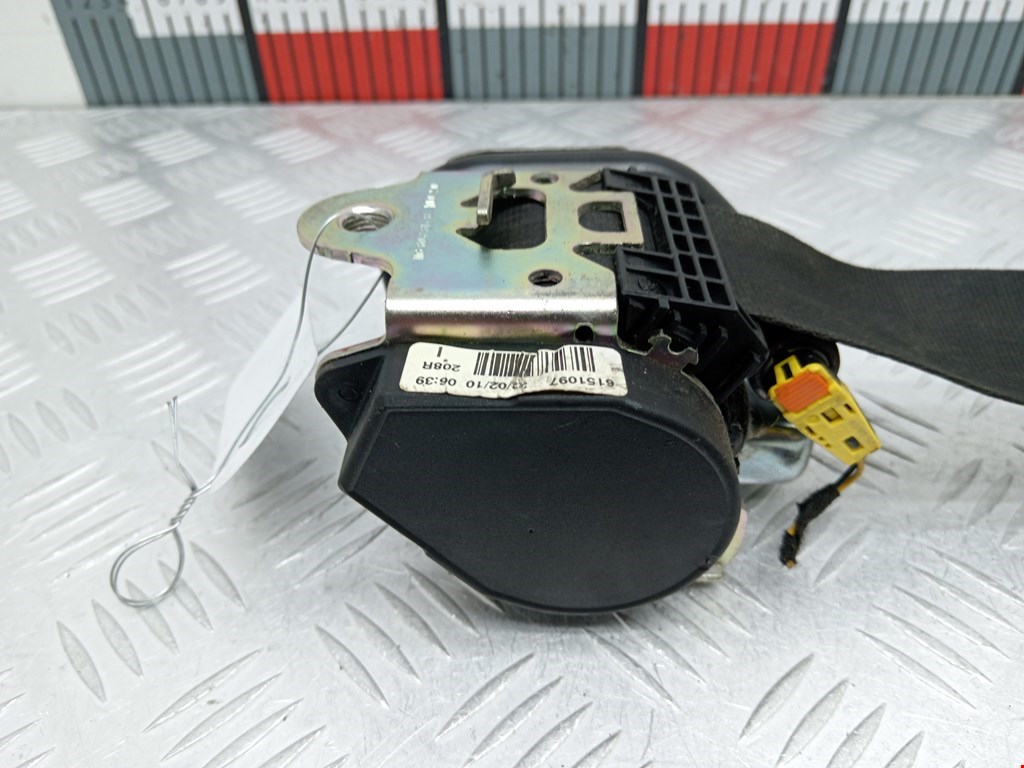 Ремень безопасности передний левый VOLKSWAGEN Scirocco III 2008-2017