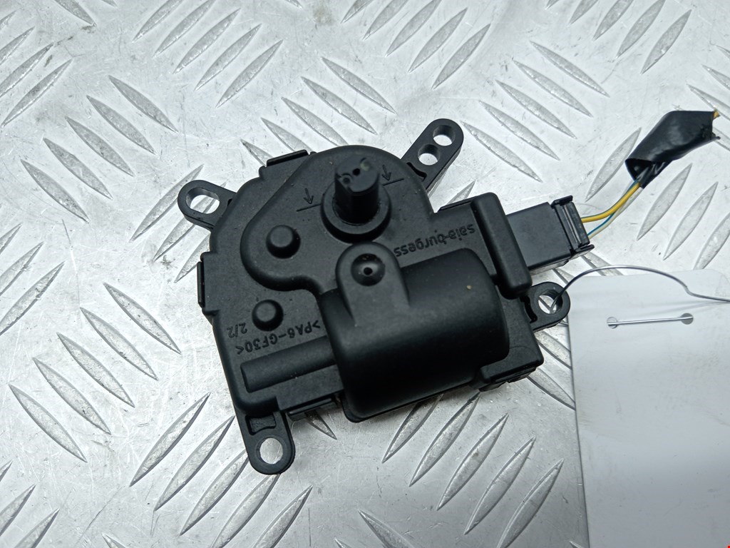 Моторчик заслонки печки FORD Focus II 2005-2011