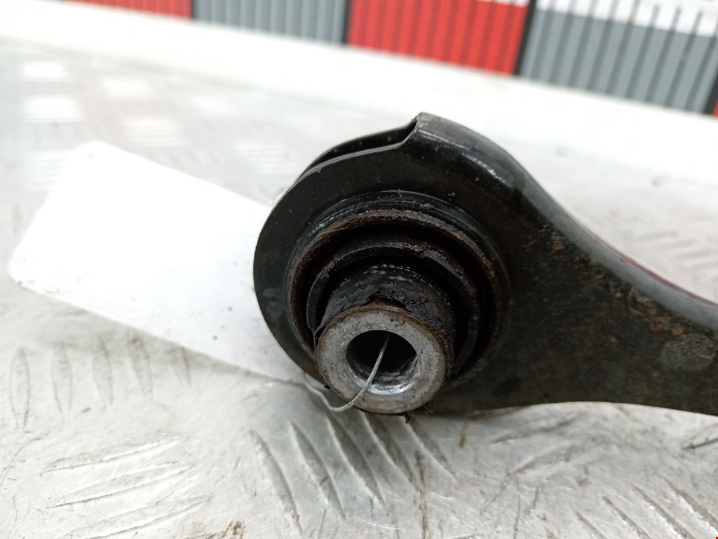 Рычаг задний правый VOLKSWAGEN Scirocco III 2008-2017