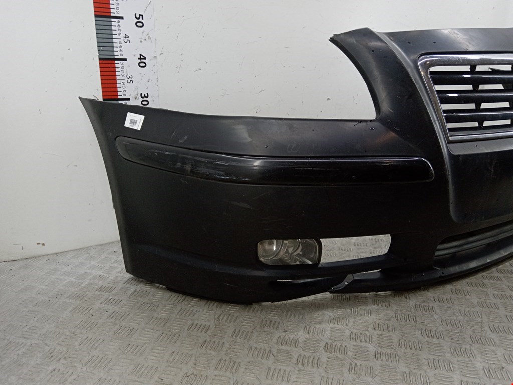 Бампер передний TOYOTA Avensis 2003-2008