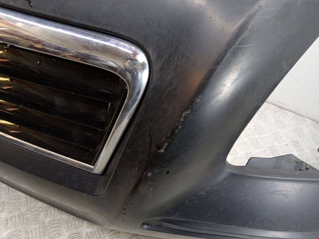 Бампер передний TOYOTA Avensis 2003-2008