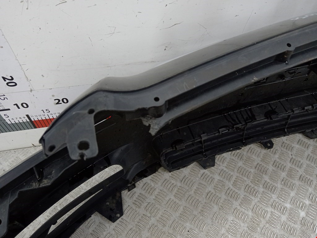 Бампер передний TOYOTA Avensis 2003-2008