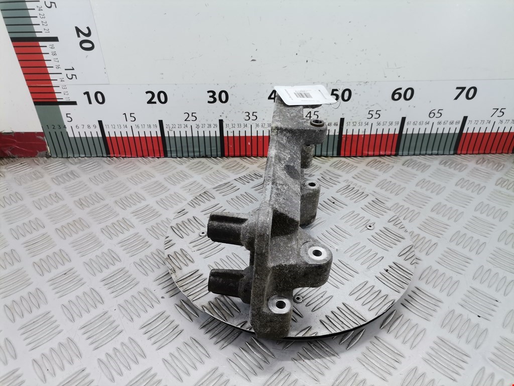 Кронштейн генератора VOLVO S70 1997-2000