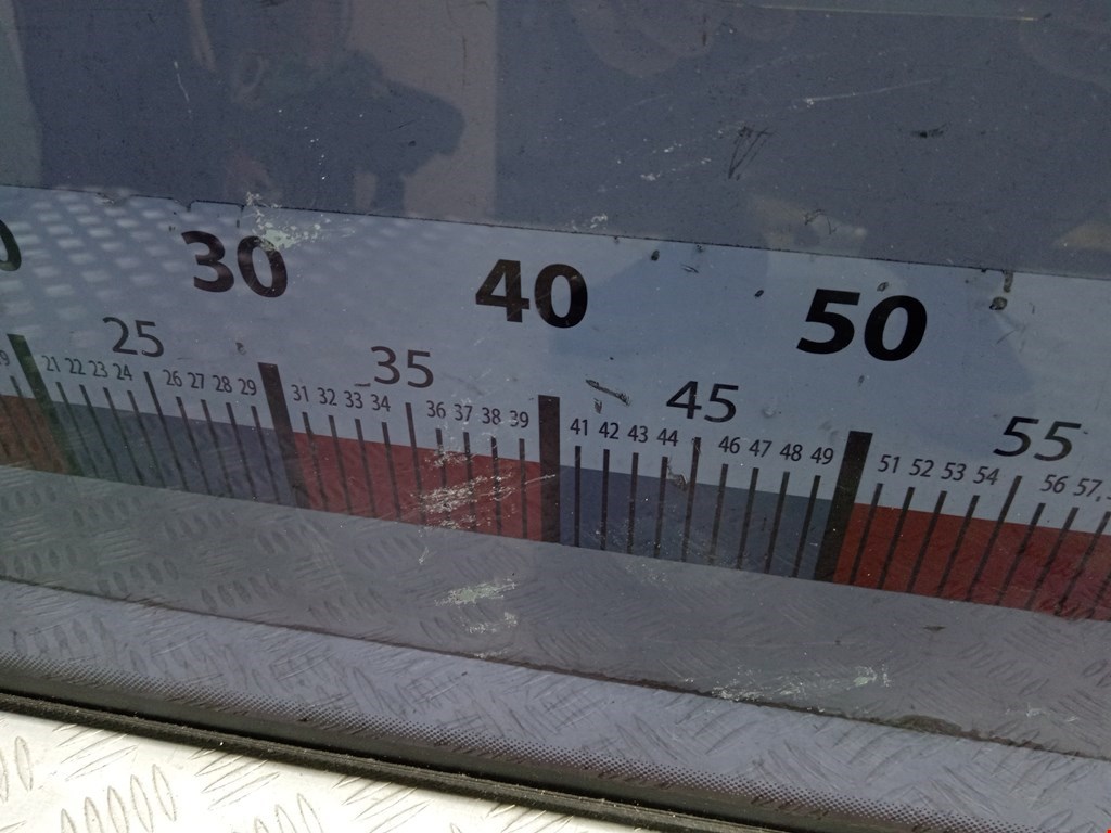 Стекло кузовное глухое левое MERCEDES-BENZ Vito W638 1996-2003