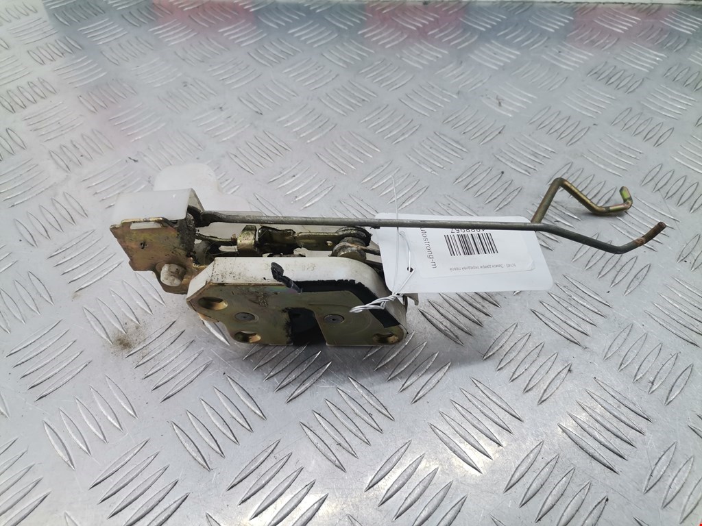 Замок двери передней левой MITSUBISHI Colt CJ 1995-2003